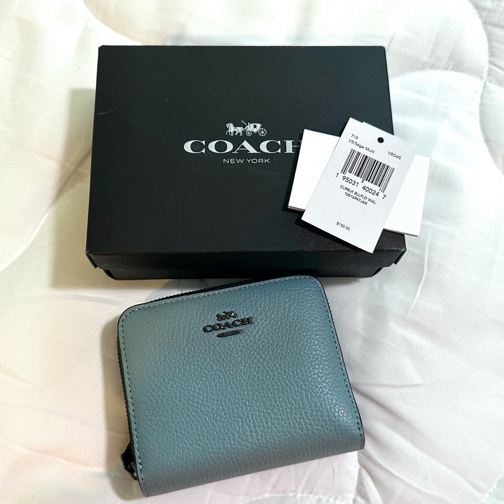 BNWT Never Used Coach Willow Colorblock Wallet